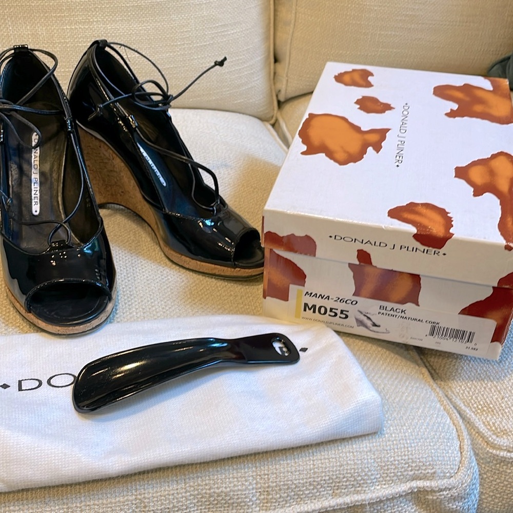 Donald J Pliner “Mana” Black Patent Leather Cork Wedge